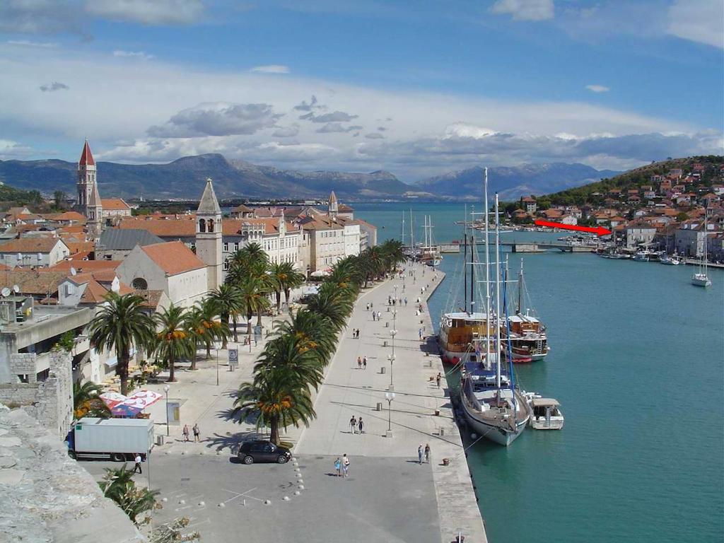 Guesthouse Trogir Proto Exterior photo